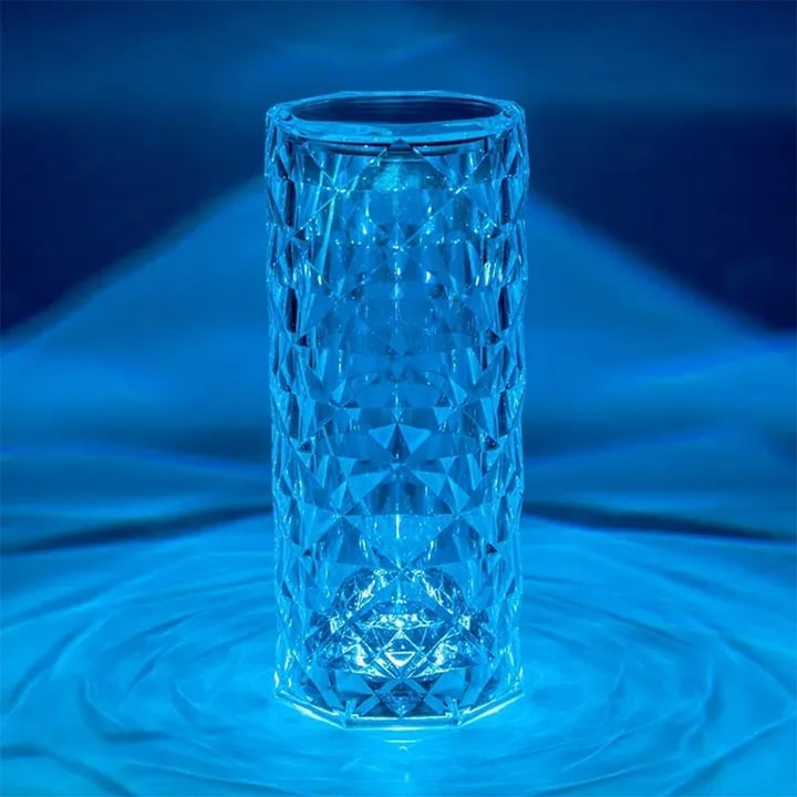 Lampa de masa LED cu efect cristal